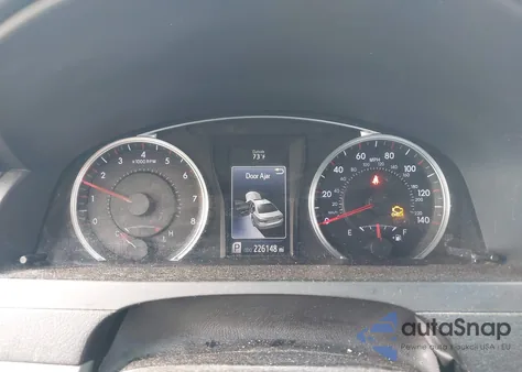 2016 Toyota Camry Se z USA, uszkodzony, nr VIN 4T1BF1FK4GU131355